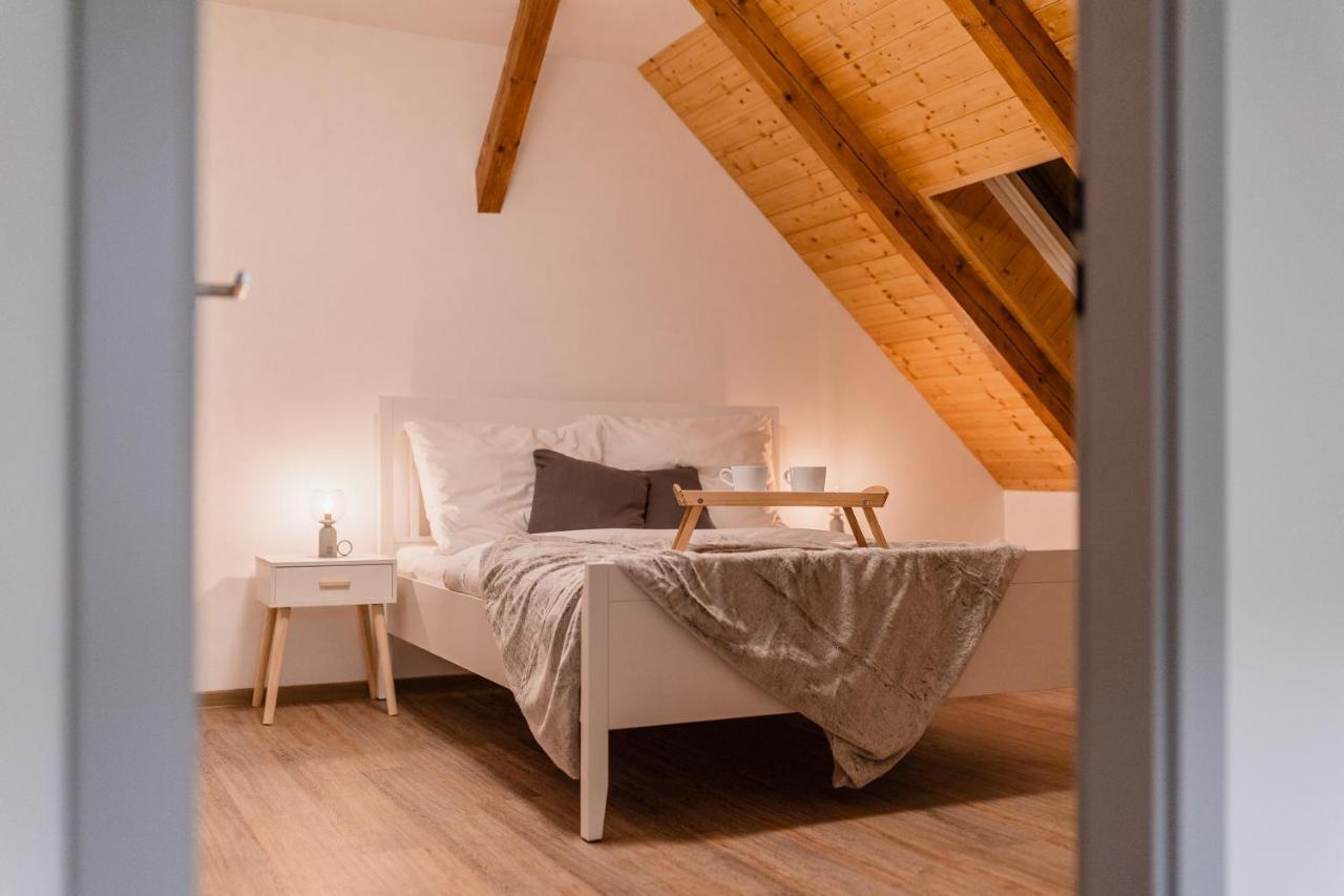 Romanticky Loft Parking U Hlavniho Nadrazi Olomouc Esterno foto