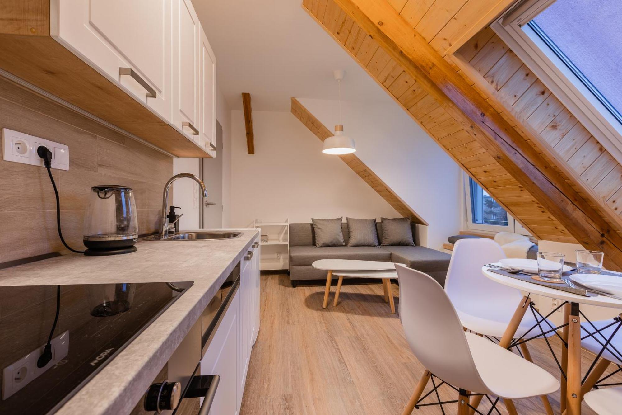 Romanticky Loft Parking U Hlavniho Nadrazi Olomouc Esterno foto