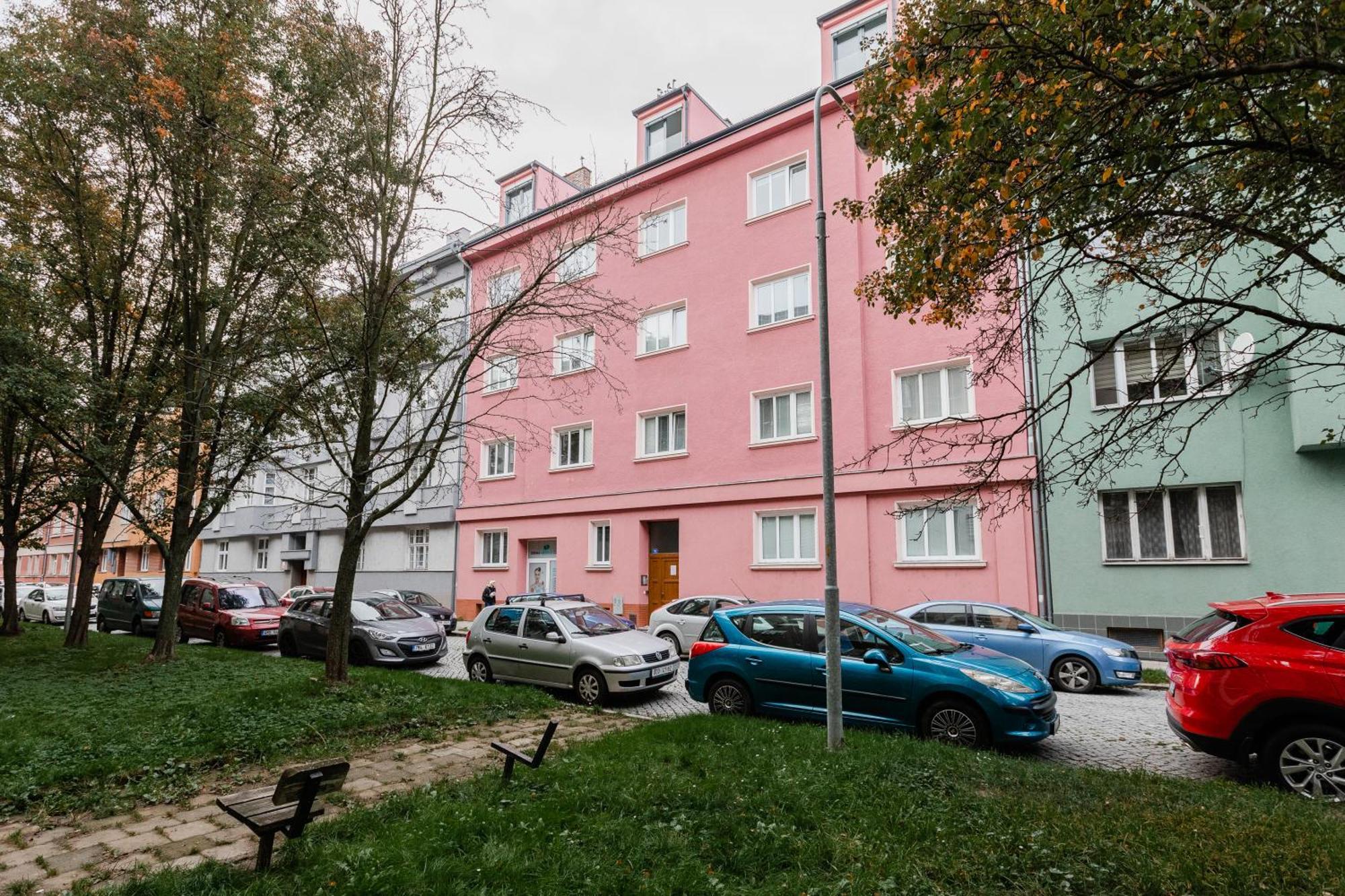 Romanticky Loft Parking U Hlavniho Nadrazi Olomouc Esterno foto