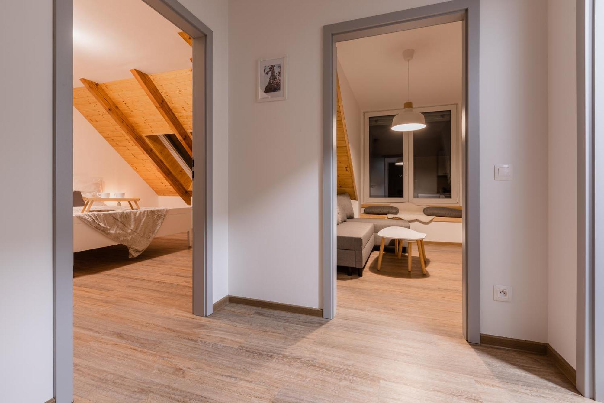 Romanticky Loft Parking U Hlavniho Nadrazi Olomouc Esterno foto