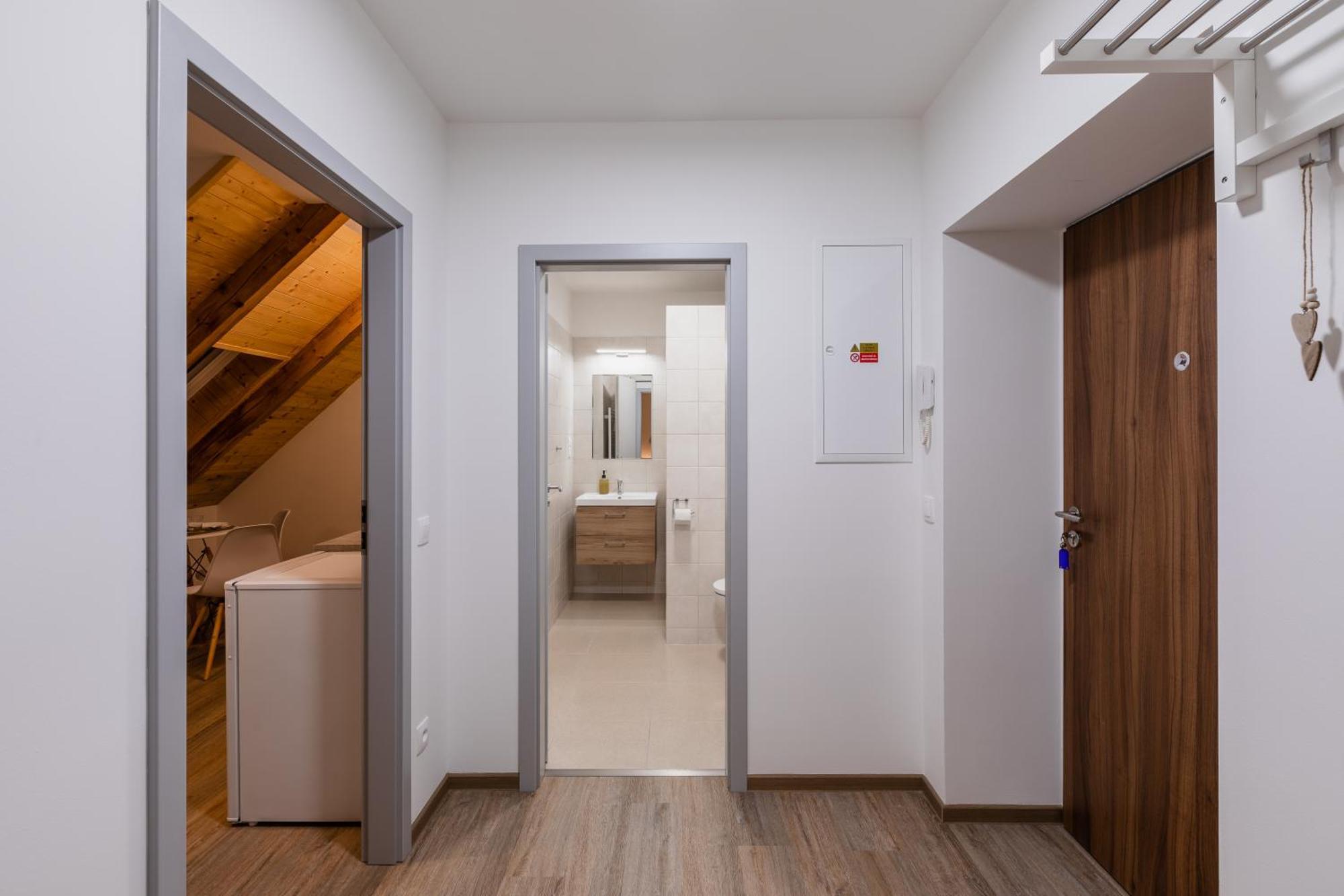 Romanticky Loft Parking U Hlavniho Nadrazi Olomouc Esterno foto
